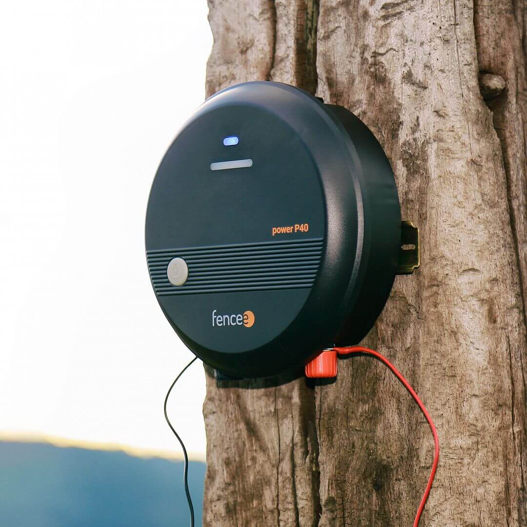 Zdroj pro elektrický ohradník fencee power P10