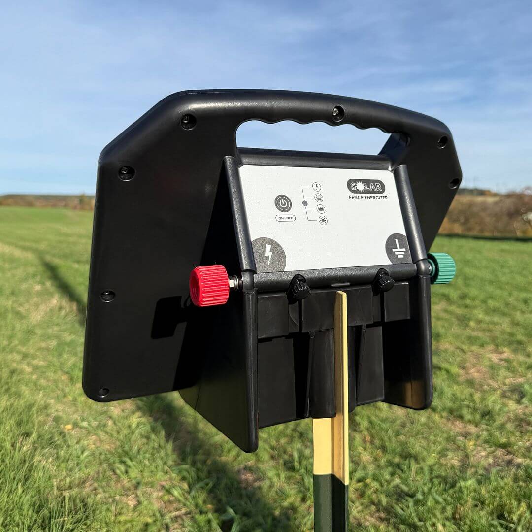Solární přenosný zdroj pro elektrický ohradník fencee solar DUO SD05