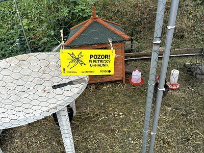 „Elektrický ohradník jako nejlepší ochrana slepic před škodnou"

říká Míra