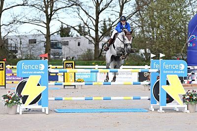 Značka fencee je zlatým partnerem Českého skokového poháru 2025