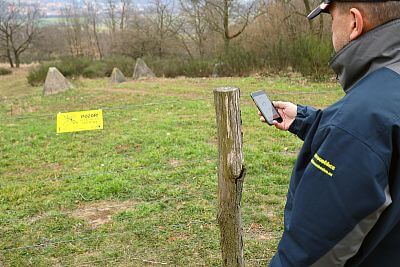 Ovládání chytrého elektrického ohradníku mobilním telefonem