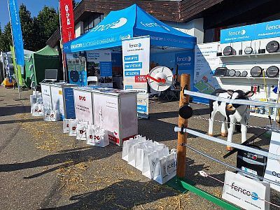 Stánek fencee a Dogtrace a dárky pro návštěvníky agrosalonu